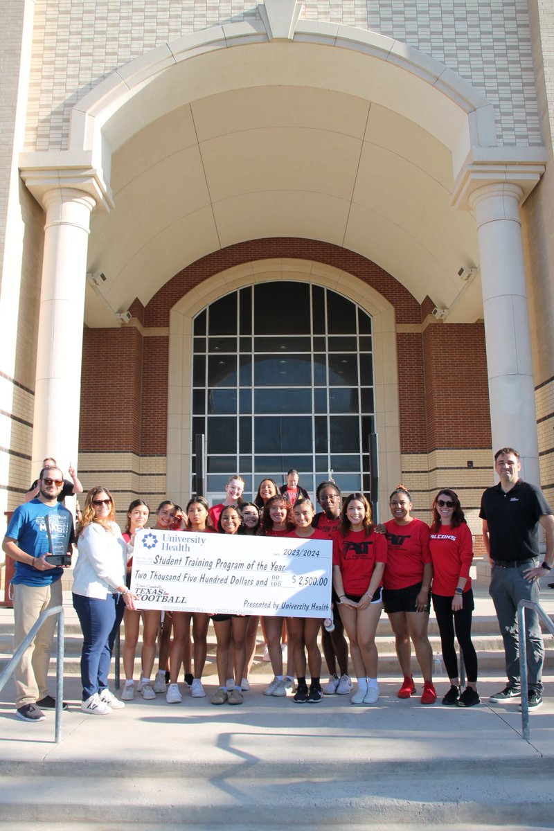 Falcons Sports Medicine was also presented with our Student Athletic Trainer Program of the Year Award! We don’t do it for the recognition, we do it to serve!
