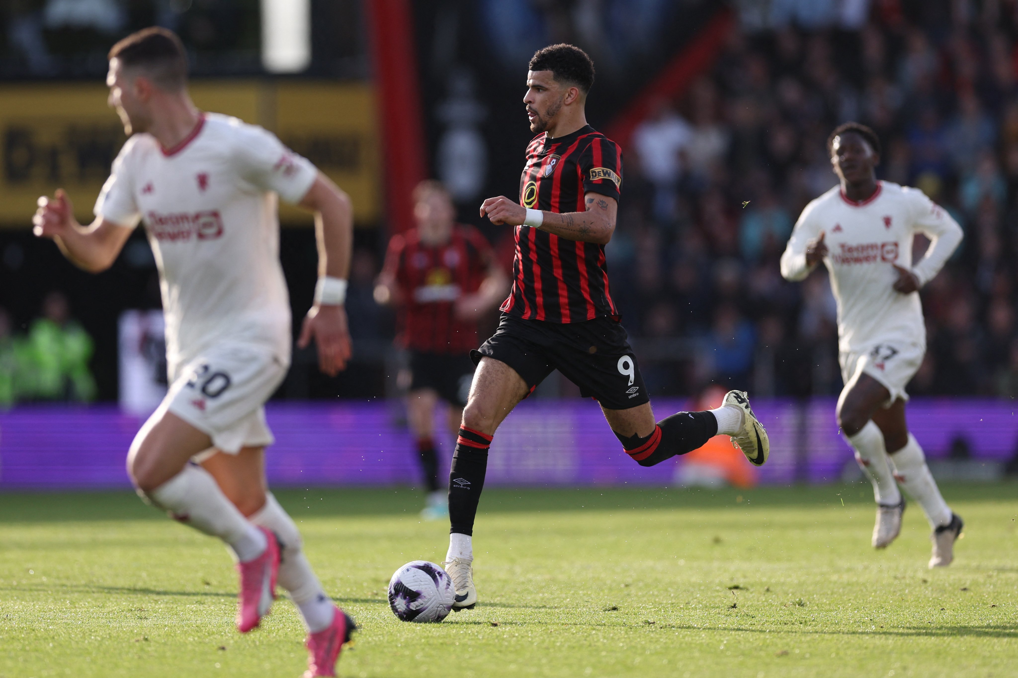 Dominic Solanke on the ball during the game with Manchester United. 