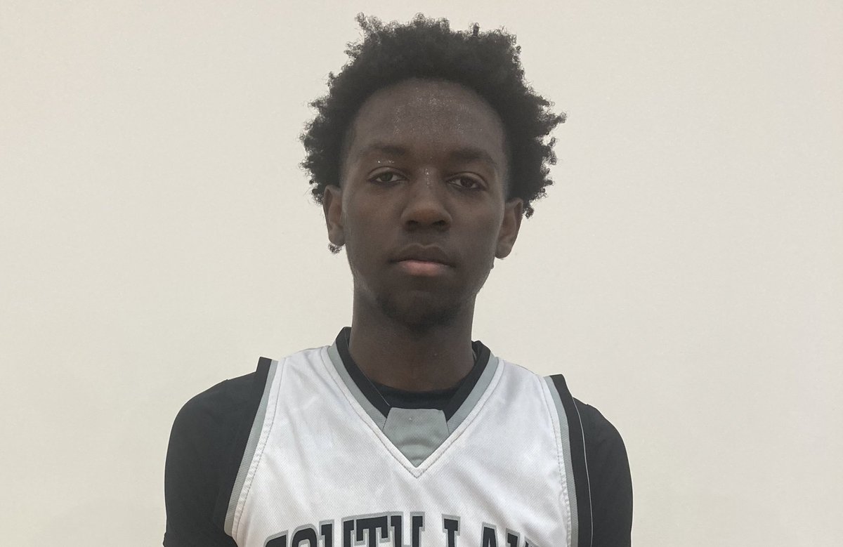 OntheRadarHoops's tweet photo. OTR The Gauntlet

‘25 Semaj Washington had a good showing today with Powerhouse Black.

16 points with four 3-pointers.

He’s a guard with size and all-around skill.
📌 @_Semaj_02 https://t.co/QdfXval645