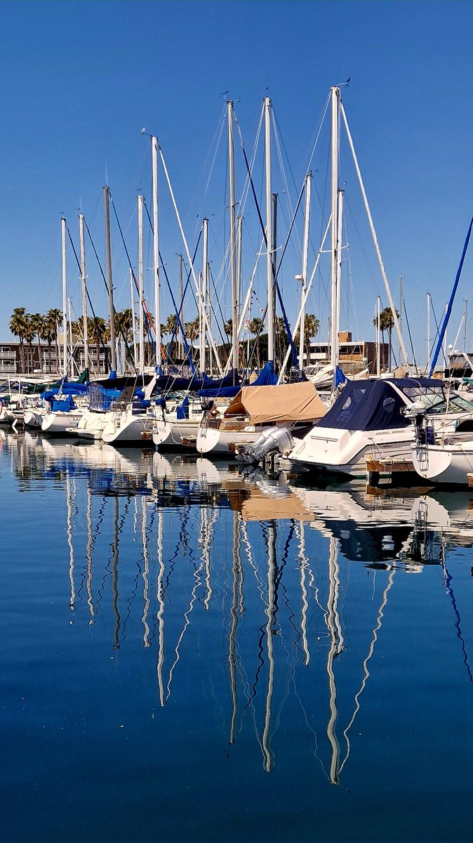 Gazing at the yachts in Portofino Marina near Redondo Beach brings back exciting memories of sailing in the Adriatic & Aegean. Can hardly wait to be out on the water again...