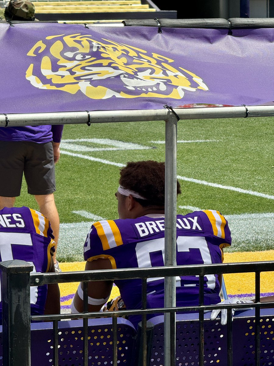 Proud moment for us♥️ Spring game action. It hits different when his name is stamped on the back of that jersey😎💜💛🐯