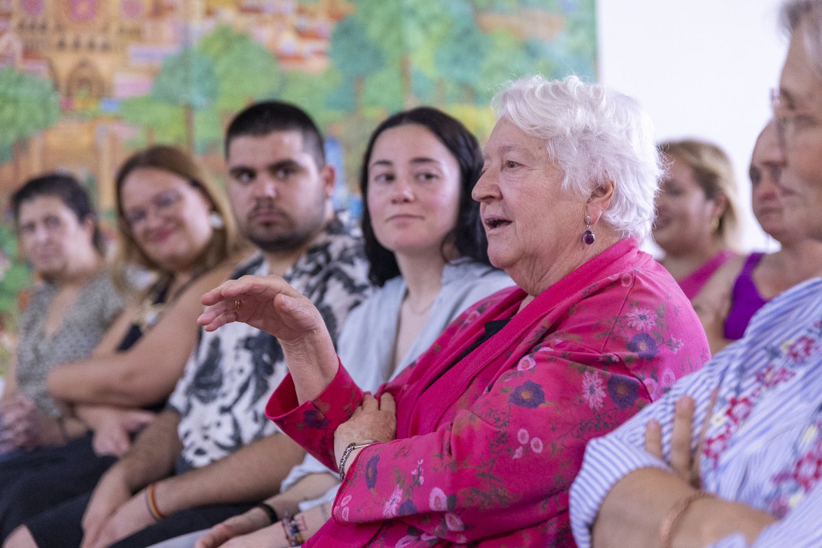 🌹Clausuramos la 2ª edición de nuestra escuela feminista con la intervención, cómo no, de Belarmina Martínez, referente de la lucha por la igualdad y los derechos de la mujer. Gracias a todas/os por acompañarnos en esta intensa y productiva jornada💜 📍 @PSOE_LaLaguna