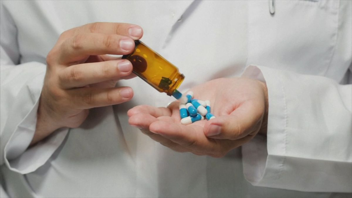 Drug shortages have reached an all-time high in the United States, pharmacists are warning. abc30.tv/3TTJJ0F