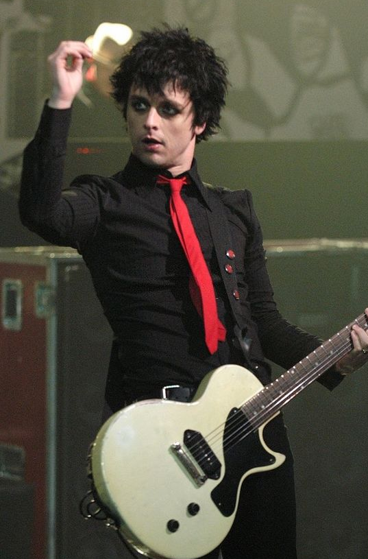 RyanW_Design's tweet photo. Joey with the Green Day look https://t.co/QNwQWeXMrL