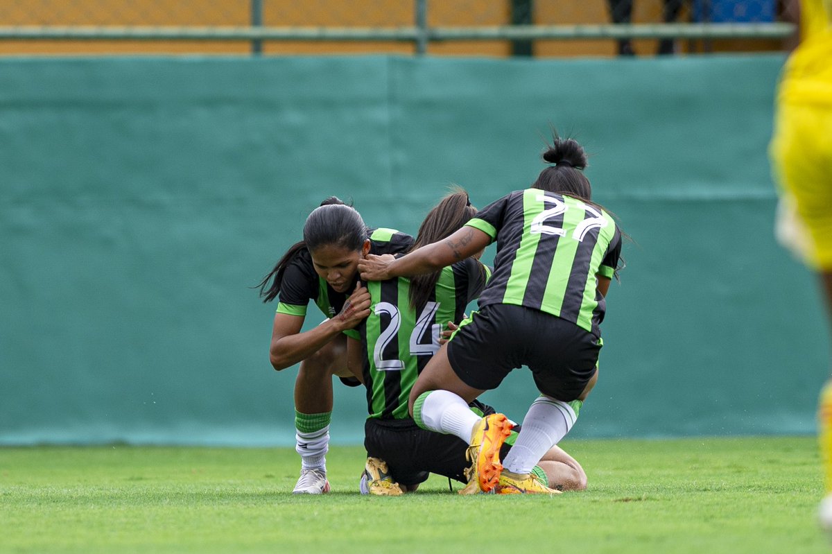 BRFeminino's tweet photo. A emoção do gol das Spartanas! Soraya abriu o placar para o @AmericaFC1912!
#AMExCAM 1-0 | #BRFEM05
📸 Ale Torres / Staff Images Woman/ CBF https://t.co/JYrrSnE3ge