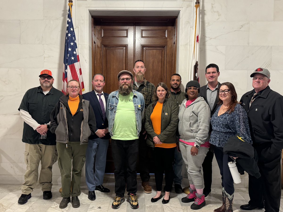 The @LiUNA261 @Liuna261pec Bargaining Team was Rock Solid 24/7 this cycle. Now, let’s VOTE! #LiUNA261PECVotes🇺🇸 #LaborersRising #WeFightWeWin #261TeamRPD #261TEAMDPW #261TeamPRT #261TeamPUC