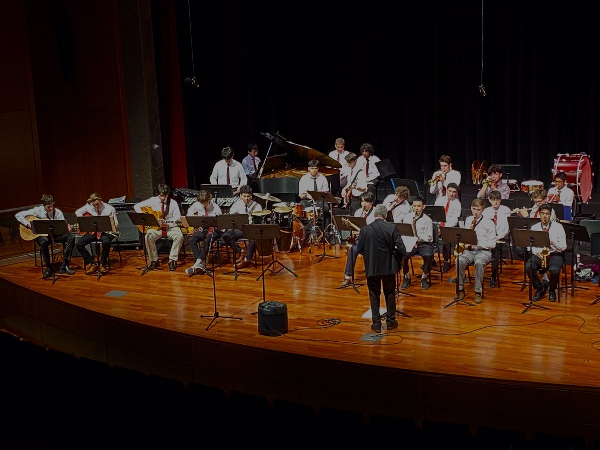 Congratulations to the instrumental ensembles for Thursday’s performance.  Students from the Jazz Combo, String Ensemble, Symphonic, Concert Wind Band and String Ensemble shared their musical talents with an appreciative audience.  Thank you and enjoy your well deserved vacation!