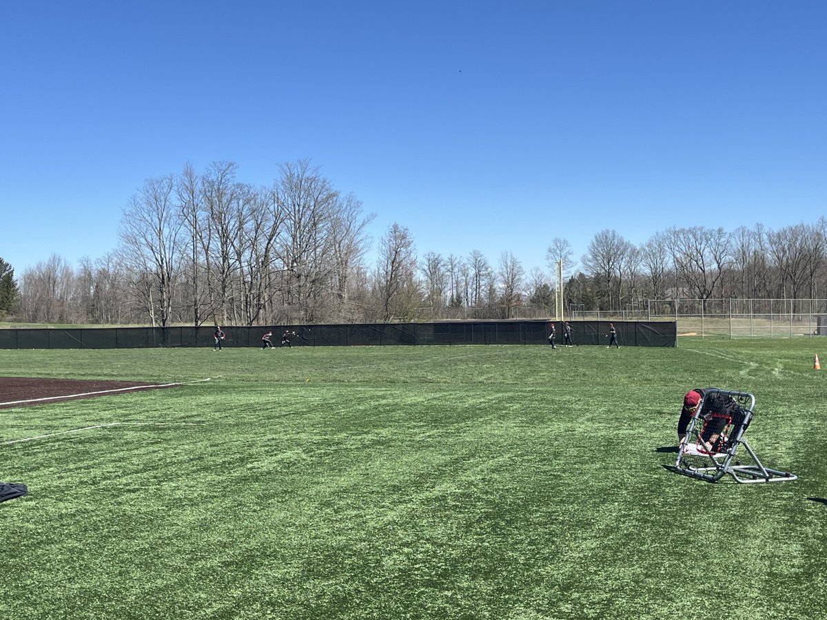 Tony Bogan (@tboges2010) on Twitter photo We are live from Hunting Valley for today’s matchup between <a href="/USbsbl/">University School Baseball</a> and <a href="/ChardonBaseball/">Chardon Baseball</a>. Earlier this afternoon, the Preppers beat Nordonia, 10-7, thanks to a three-run homer from Joey Zigman in the bottom of the sixth.
<a href="/SportsKee1/">KeeOnSports</a> We are live from Hunting Valley for today’s matchup between <a href="/USbsbl/">University School Baseball</a> and <a href="/ChardonBaseball/">Chardon Baseball</a>. Earlier this afternoon, the Preppers beat Nordonia, 10-7, thanks to a three-run homer from Joey Zigman in the bottom of the sixth.
<a href="/SportsKee1/">KeeOnSports</a>