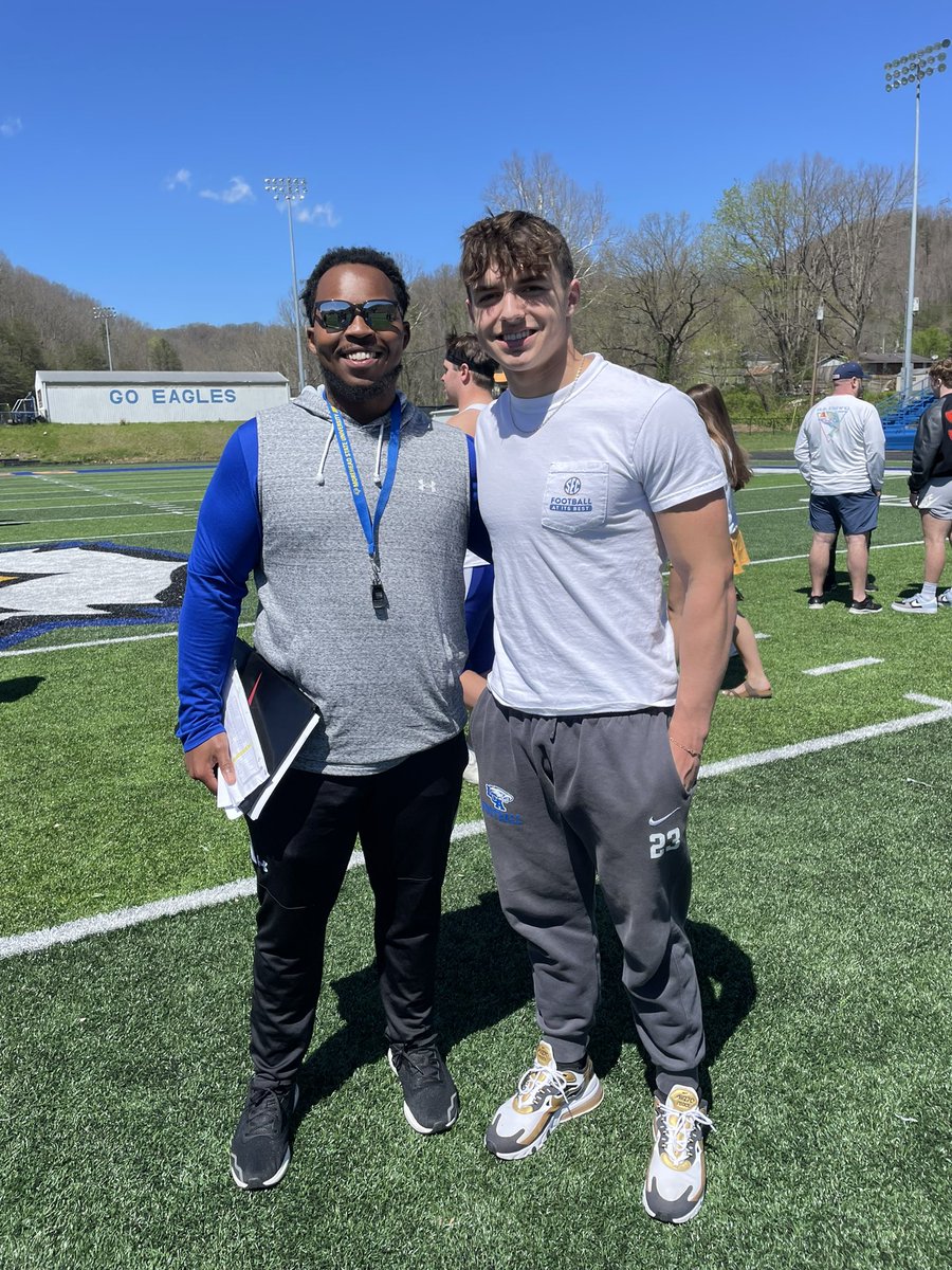Good day @MSUEaglesFB Spring Game!! Thank you @CoachRo35 and @MSUEaglesFB for having me!!