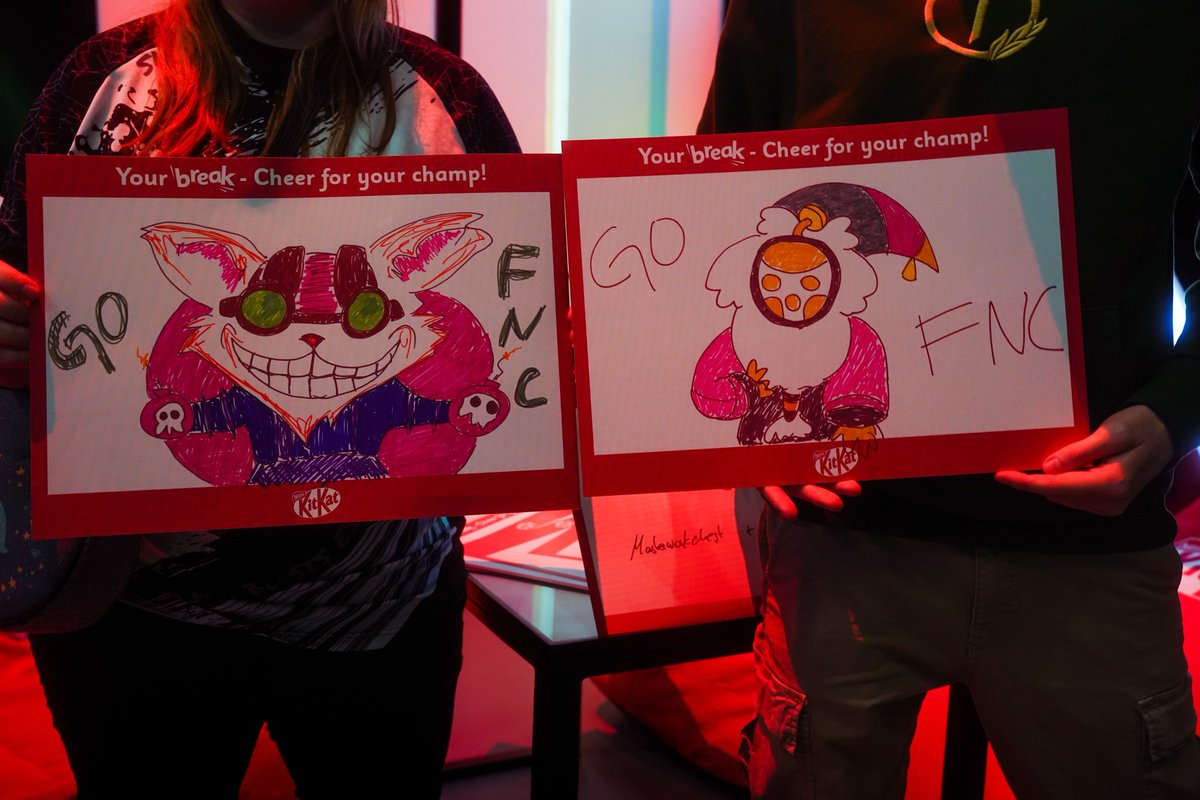 My favourite signs from today 🥰 #LEC