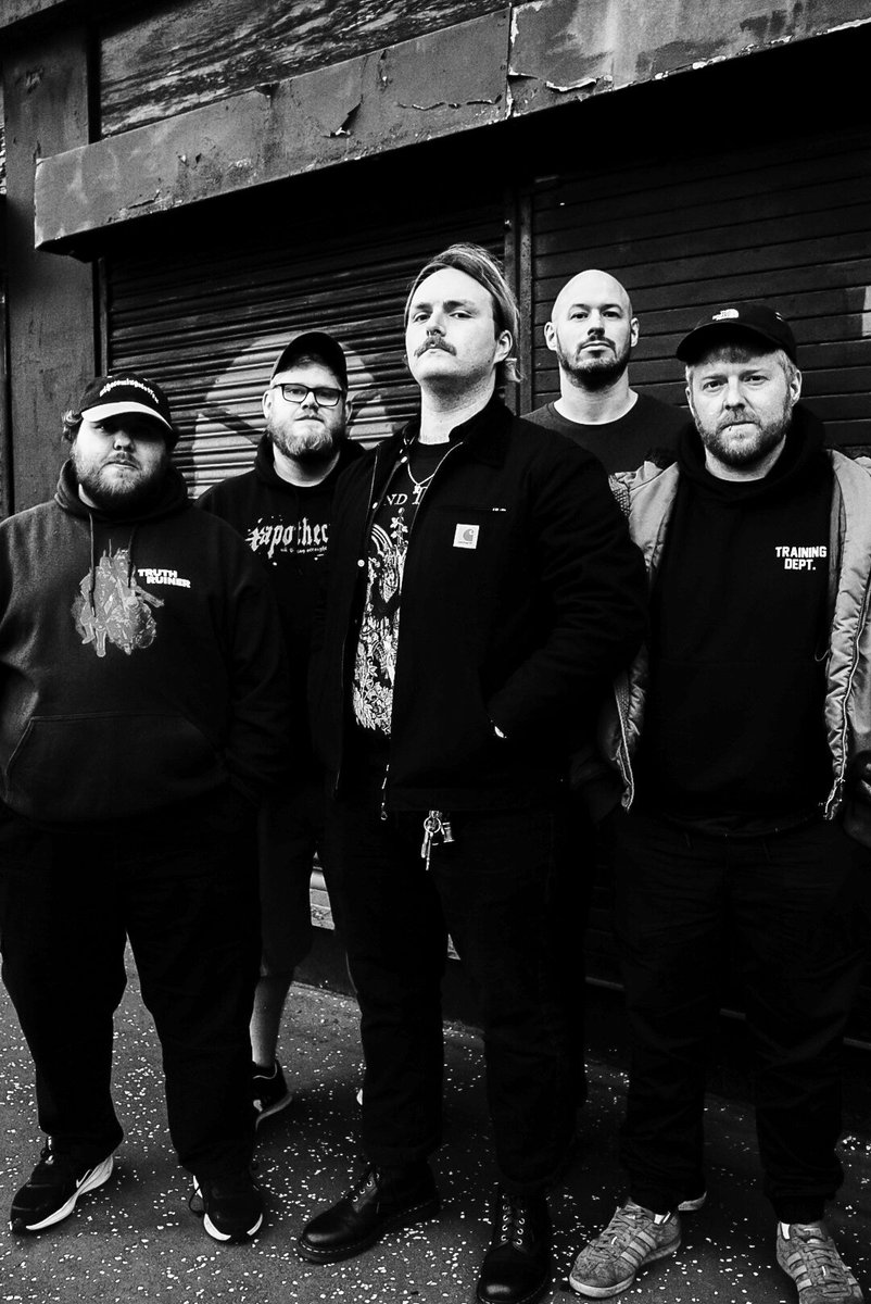 War Within: And then there were five.
Shot by <a href="/tofeelhealed/">greghall.</a>