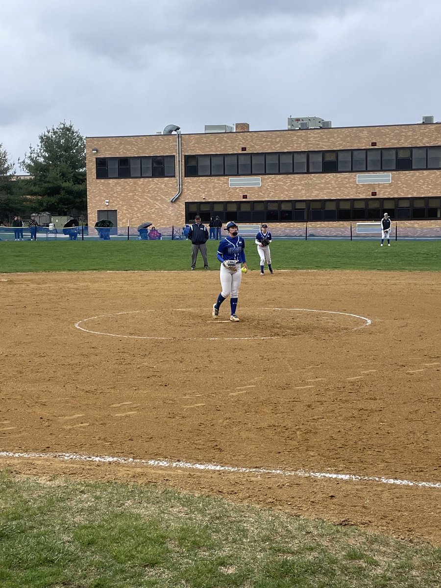 Busy Saturday in Demarest. Girls softball vs. Midland Park in an independent match up. Demarest leads 6–2 in the fourth inning. ⁦@NJScom⁩ ⁦@BigNorthConBNC⁩ ⁦@VarsityAces⁩ ⁦@BSabatiniNVD⁩ ⁦@NVRHS_NJ⁩