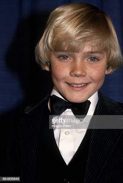 barbaravitali2's tweet image. Happy Birthday to #RickySchroder April 13,1980 #SilverSpoons #TheChamp #LittleLordFauntleroy #StrongMedicine  #CrimsonTide #NYPDBlue