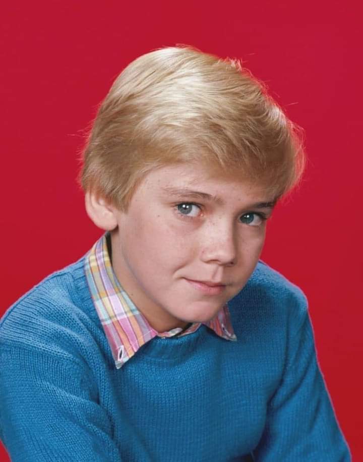 barbaravitali2's tweet image. Happy Birthday to #RickySchroder April 13,1980 #SilverSpoons #TheChamp #LittleLordFauntleroy #StrongMedicine  #CrimsonTide #NYPDBlue