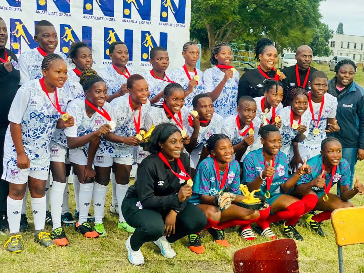 🏆🥇Congratulations to our women's team on winning the 𝐍𝐨𝐫𝐭𝐡𝐞𝐫𝐧 𝐑𝐞𝐠𝐢𝐨𝐧 𝐖𝐨𝐦𝐞𝐧 𝐅𝐨𝐨𝐭𝐛𝐚𝐥𝐥 𝟐𝟎𝟐𝟒 𝐏𝐫𝐞-𝐬𝐞𝐚𝐬𝐨𝐧 𝐓𝐨𝐮𝐫𝐧𝐚𝐦𝐞𝐧𝐭 held in Harare today. So proud of you ladies! #DistinctlyPlatinum