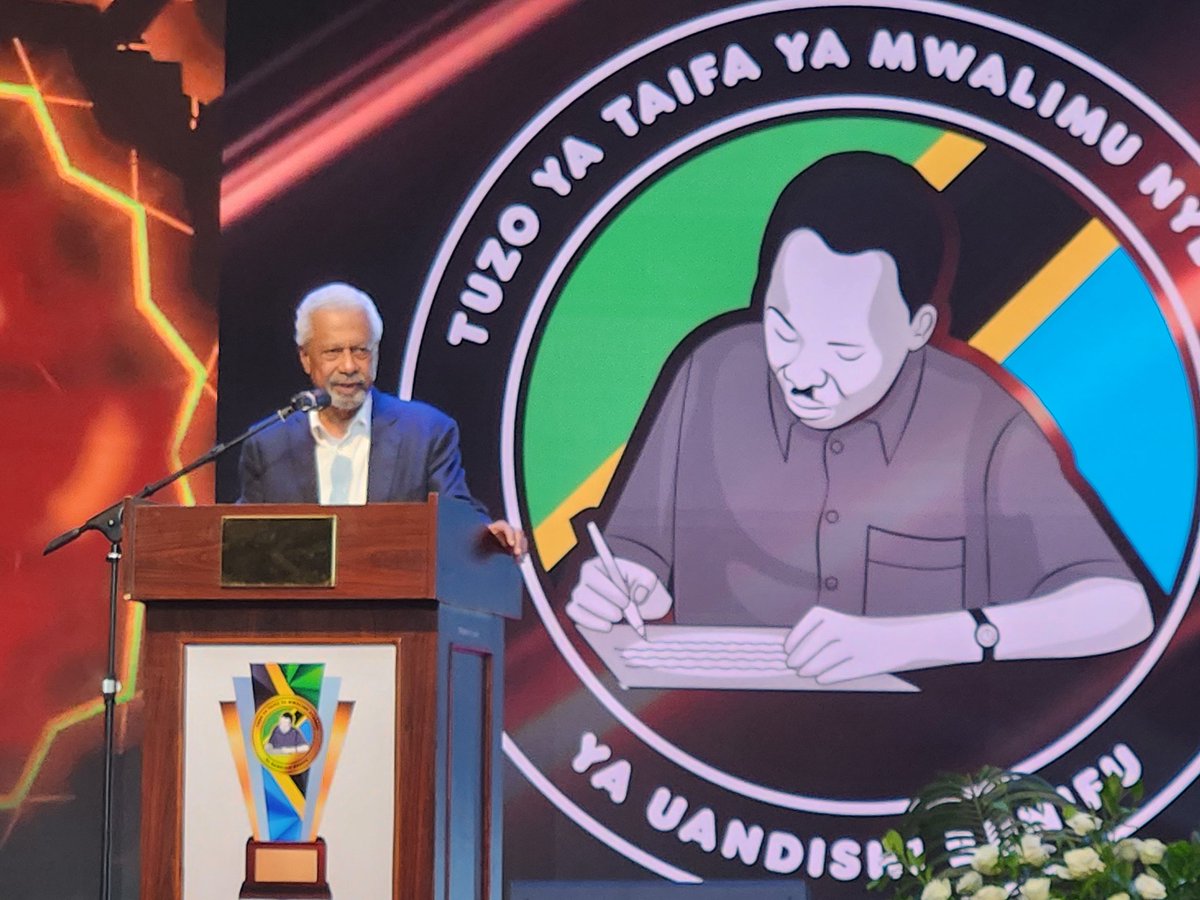 KulayaHenry's tweet photo. The GoH for the Mwl Nyerere Creative Writers award, Prof Abdulrazak Gurnah, delivering the keynote speech. Gurnah was awarded the 2021 Nobel Prize in Literature for his uncompromising and compassionate penetration of the effects of colonialism and the fates of the refugee in the https://t.co/bVJywKNLxQ