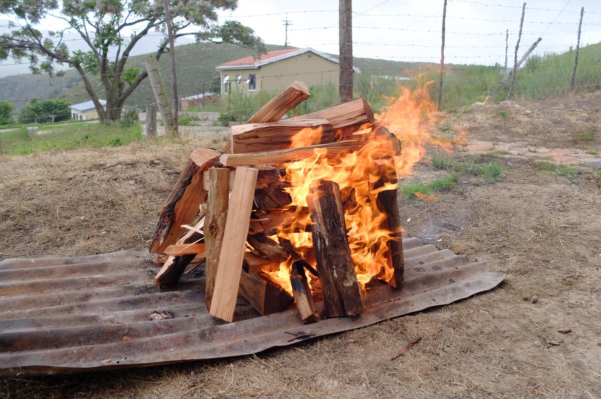 EverythingBrief's tweet image. In my fictional metaph., I tell the story of a fire, used to prepare a wedding feast. In itself, the fire was perfect—but its rising ashes ruined the dress of the bride nearby. Nobody foresaw it. I snapped the fire in a township. amazon.com/This-Town-Meta… #sideffects #externalities