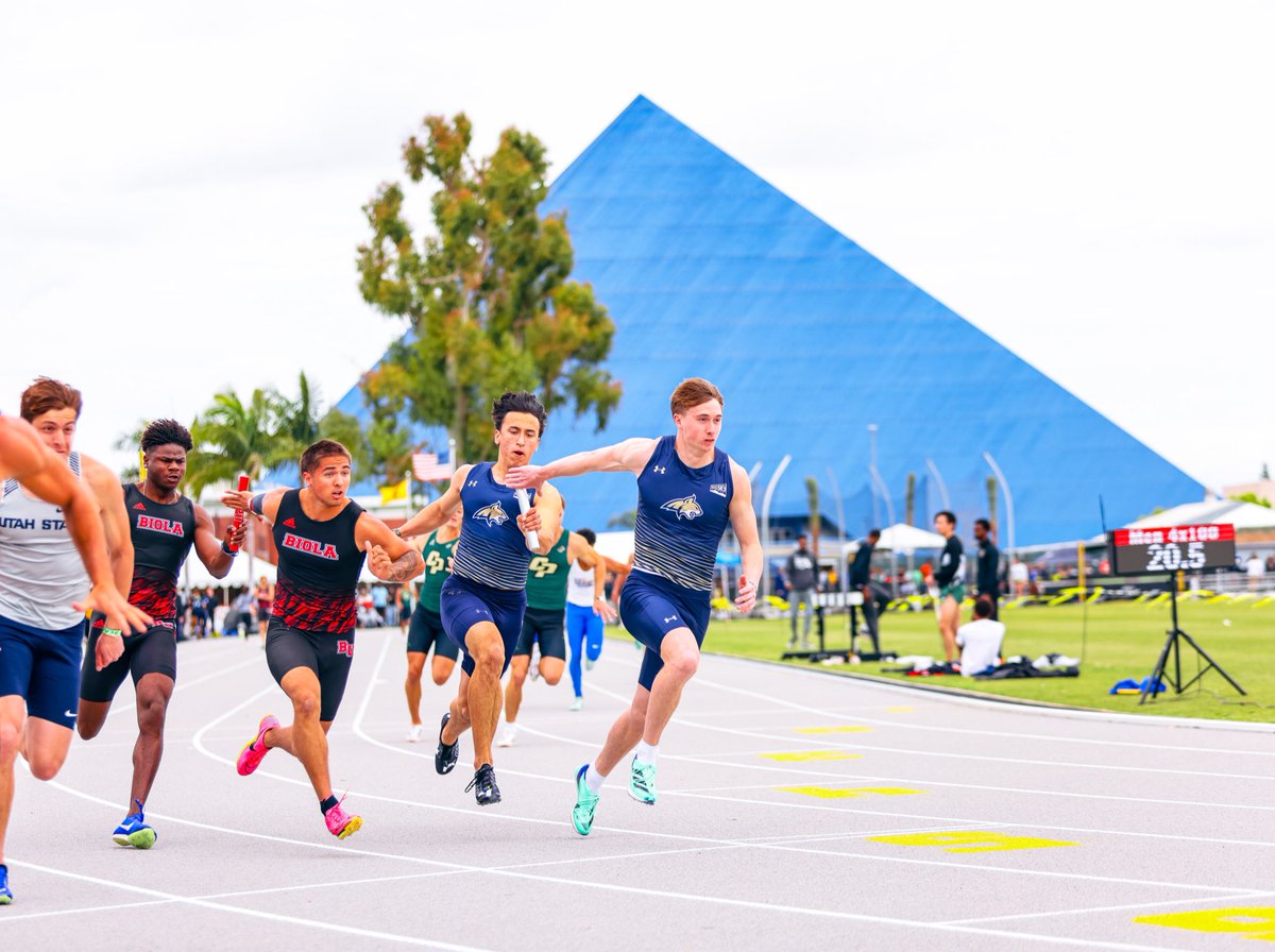 MSUBobcatsTFXC's tweet photo. The 4x100 meter relay team of Todd-Fields, Barbery, Jackson, and Simpson place third at the Beach Invite

Their mark of 40.60 is the 2️⃣nd-fastest time in school history 🤘⚡️

#GoCatsGo https://t.co/L9gIwgEXcx