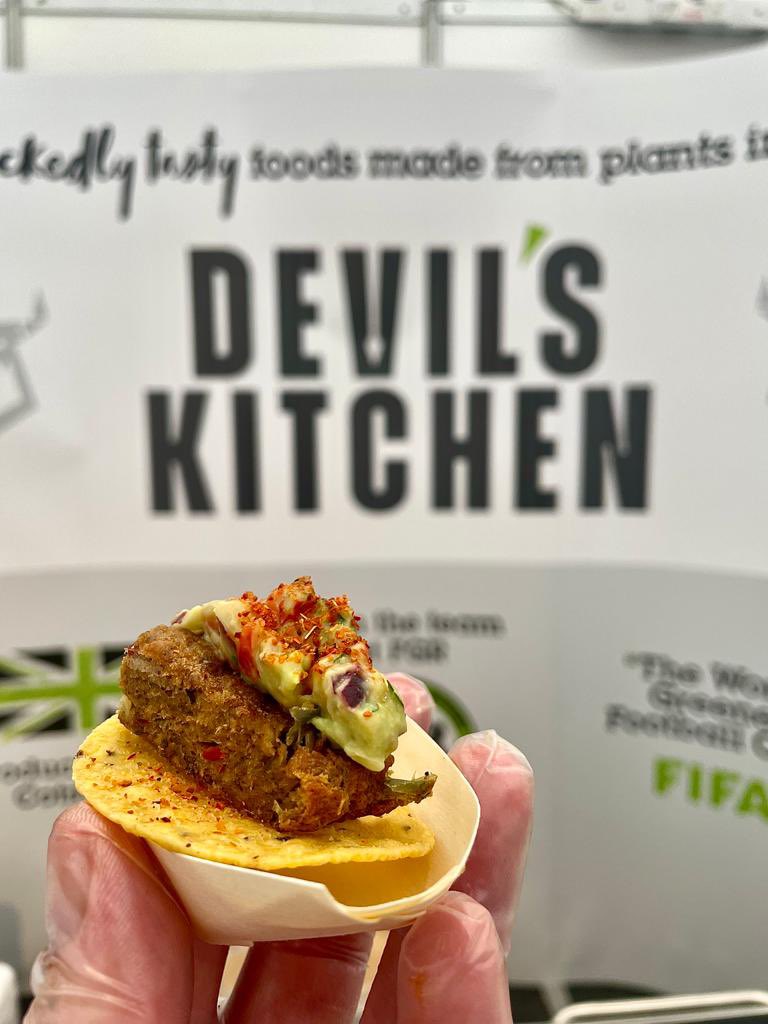 fgkitchen2025's tweet image. Come and say hi to the team from @devilskitchen23 on Stand 50 at next week’s @hospitalcaterer Forum in Aviemore - looking forward to having lots of conversations and tastings of wickedly tasty food made from plants 👏👏 #plantbasedfood #networking