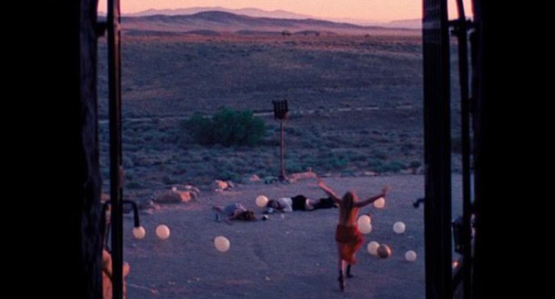TheCinesthetic's tweet photo. BABYLON (2022) dir. Damien Chazelle https://t.co/xKeSs2WcOX