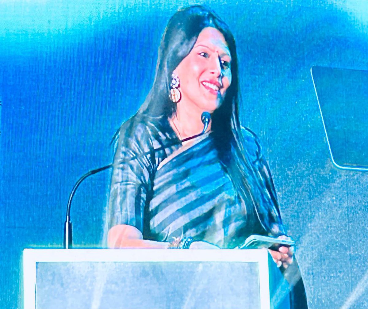 KarishmaTP's tweet photo. @DeloitteIndia SAPM 2024 with the esteemed #PalkiSharmaUpadhyay - engaging discussion on diverse geopolitical issues ranging from elections across the global, climate change, world situationship with china, AI, employment, building leadership and brand to work-life balance!! https://t.co/XbUFUouQ2o
