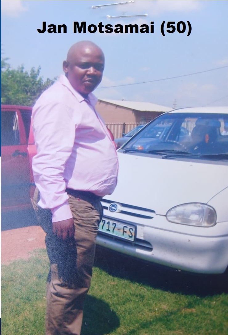 Am_Blujay's tweet photo. Missing Person Alert ⚠️⚠️⚠️

Jan Motsamai (50) from Kroonstad. Last seen on 07/04 at about 12:45, when he left his home to go to Maokeng and he has since disappeared https://t.co/c6b5Xj9fKX