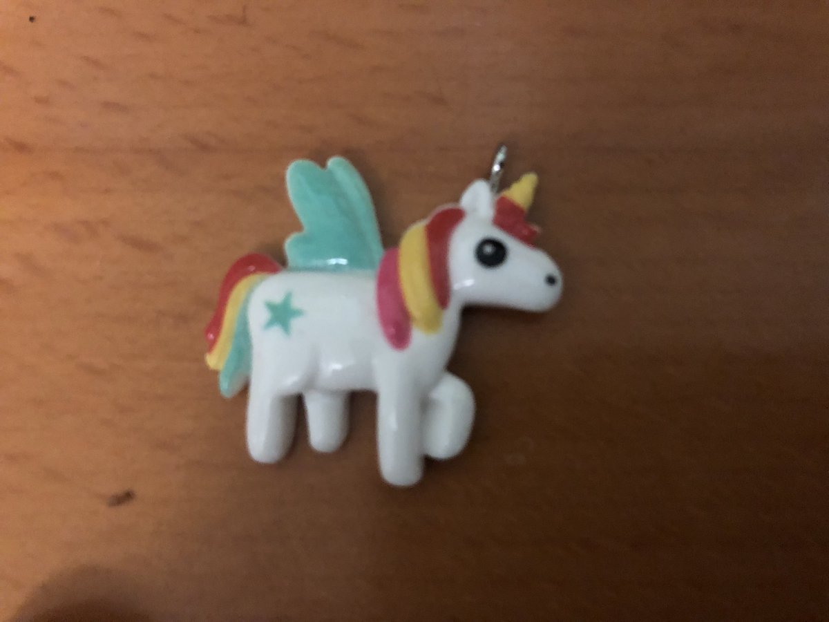 Lo spessore intellettuale del Pd prospettato da Elly Schlein. #ELLYSCHLEIN <a href="/pdnetwork/">Partito Democratico 🇮🇹 🇪🇺</a> <a href="/tusselpuff/">tussel</a> #unicorni @chesararai