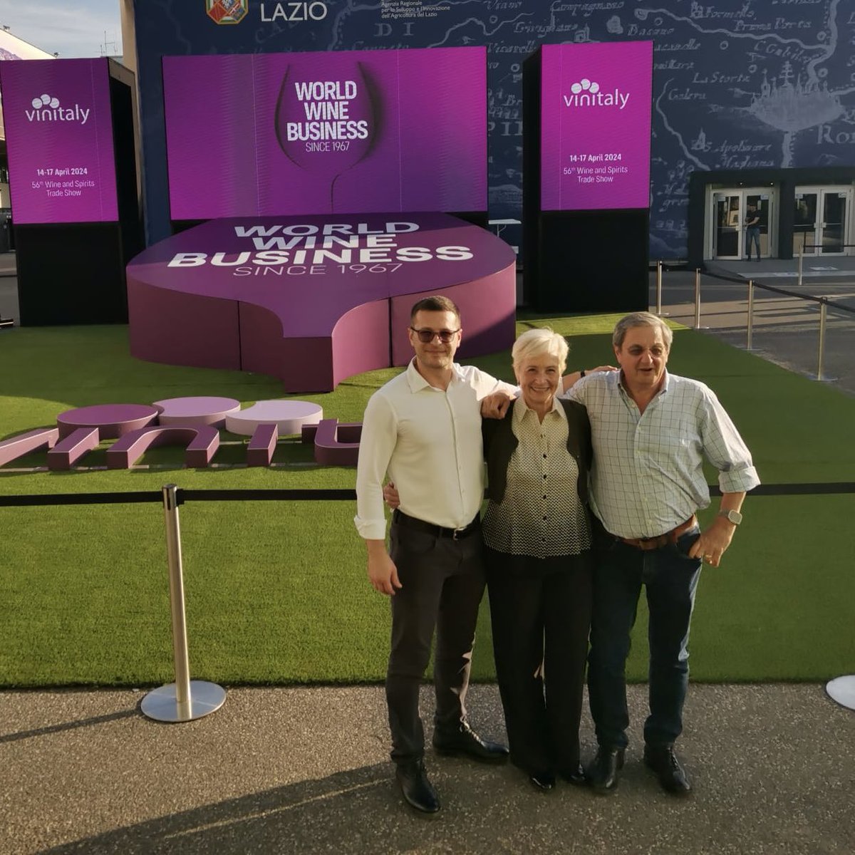 #Vinitaly2024
.
Ultimo controllo in fiera. 
Siamo pronti ad accogliervi!
.
Last check at the stand.
We are ready to welcome you!
.
#MOLETTO
14-17 April 2024
Hall 4 Stand G5
.
#Vinitaly #tradefair #winetrade #B2B  #businesstobusiness
#MolettoWinery #MolettoWines #ViniMoletto