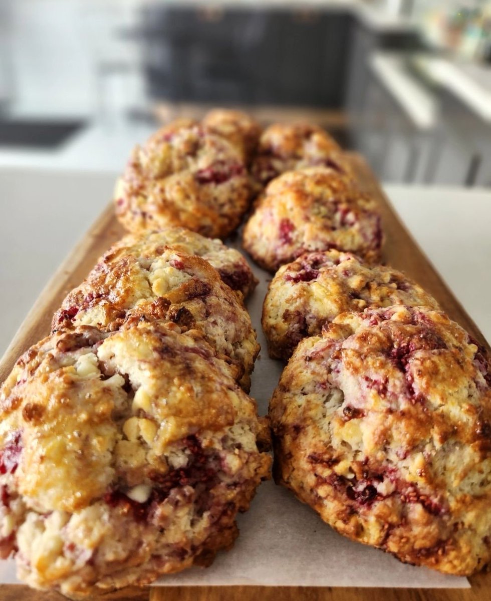 Raspberry White Chocolate Scones are back on the menu, one weekend only: April 19-21. Pre-order today so you don't miss out! sugaredandspiced.ca/store/product/…