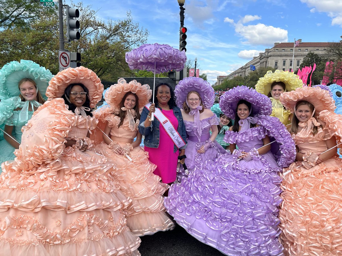SecretaryofDC's tweet photo. What a great day to #BeDowntown! I had an amazing time at the @CherryBlossFest Parade!
From the beautiful floats to the live musical performances, I canโt wait to see whatโs in store for next year! ๐ธ #WeAreDC #SpringItOn https://t.co/fJBD3OaQLO