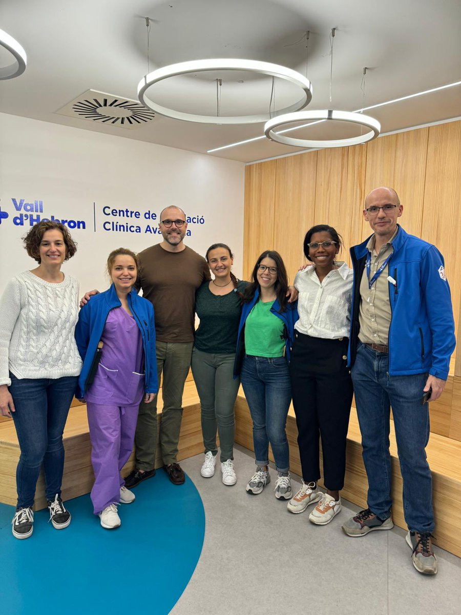 With the participation of 16 enthusiastic students accompanied by 4 high-level tutors