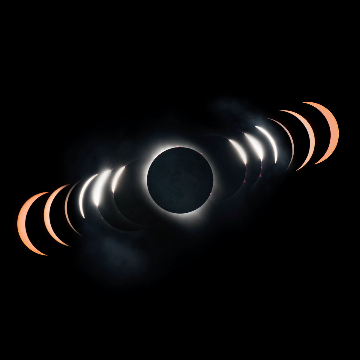 Josh_Dury's tweet photo. Totality from Dallas, Texas - ‘The Lone Star Eclipse’:

#totalsolareclipse #solareclipse #eclipse #dallas #texas #astronomy #astrophotography #stargazing #astropic #earth 

@BBCStargazing @AstronomyNow @BBCSpringwatch @BBCCountryfile @BBCEarth @apod @astro_timpeake @ProfBrianCox https://t.co/ngP68fPXZb