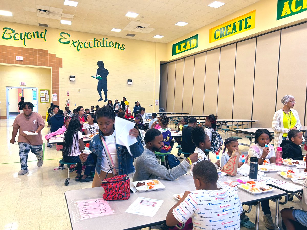 When you create a loving, nurturing and fun learning environment, students will show up for school even on a Saturday. We had a full house today @Thompsonhisd @TheBrameE @SamuelBrazielSr @ChanteGary @nwhite4002