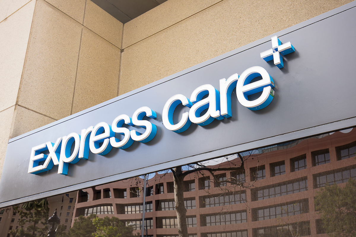 Life can get hectic, but with #ExpressCare staying healthy is easy! Skip the long waits and get the care you need on your schedule. #UCSDHealth has 6 Express Care clinics located across San Diego that are open 7 days a week for minor health care needs. health.ucsd.edu/care/walk-in-s…