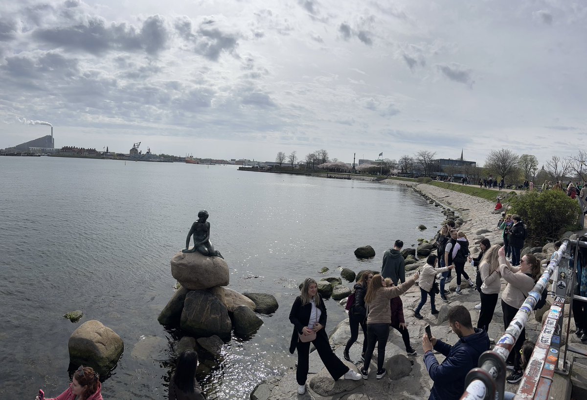 First stop was here, Unveiled on 23 August 1913, The Little Mermaid was a gift from Danish brewer Carl Jacobsen to the City of Copenhagen. The sculpture is made of bronze and granite and sits in the water at Langelinie Pier | @bassesetoursug #denmark #europetravel #travelguide #