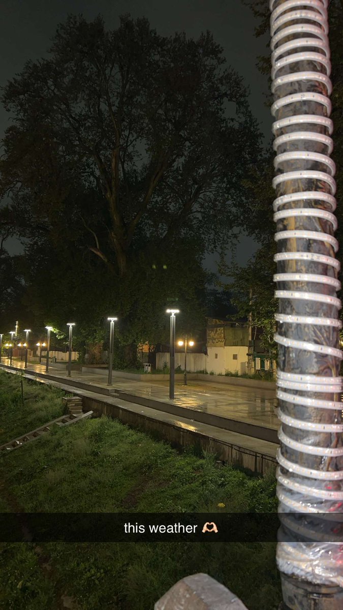 axkabelle tweet media