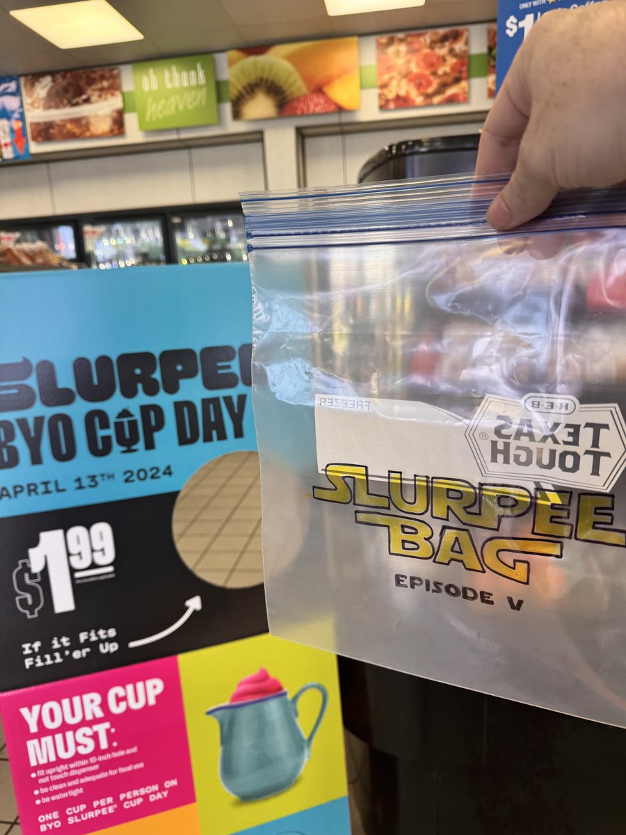 tony_simonetta's tweet photo. Slurpee Bag
Episode V
It was a dark time for #SlurpeeBag . Although the #BYOCup day has become scarce, @7eleven has brought it back, driving #TonyTriesStuff from his hidden base and luring him across the galaxy…
@slurpee https://t.co/nFPH92Z0Bm