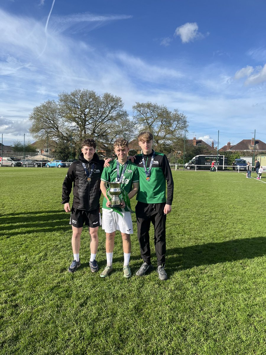 Brocton18s's tweet photo. Great day for our 3 players who were awarded their winners medals with the first team today. Cracking season lads!🏆🦡💚 https://t.co/i2qSBPyBI3