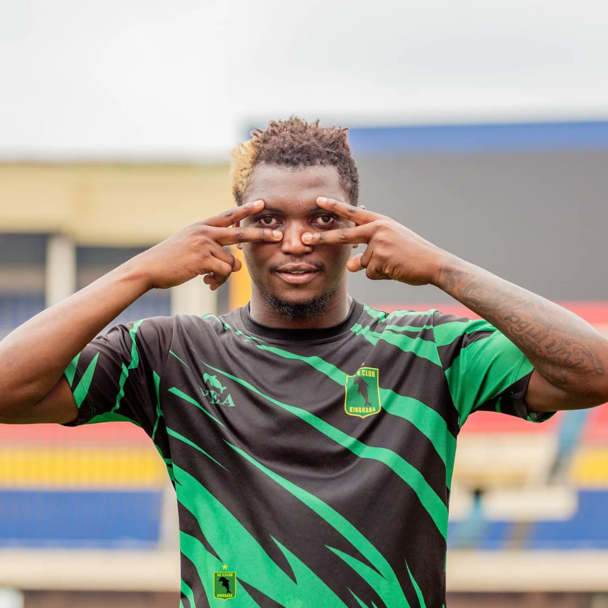 veaofficiel's tweet photo. โฝ Dernier entraรฎnement avant ๐ #CLASSICO
๐ฅ Finaly training before ๐ #ASVitaTPMazembe
#๐๐๐๐๐๐๐๐ #ClassicoCongolais #ASVTPM
#LinafootLigue1๐๐ฅ๐๐ฒ๐๐๐๐ฌ
#๐
๐ด๐ฐ๐๐๐ผ๐พ๐๐ด๐ผ๐ฐ ๐ซถ๐ฟ๐ขโซ https://t.co/0540sKasx8