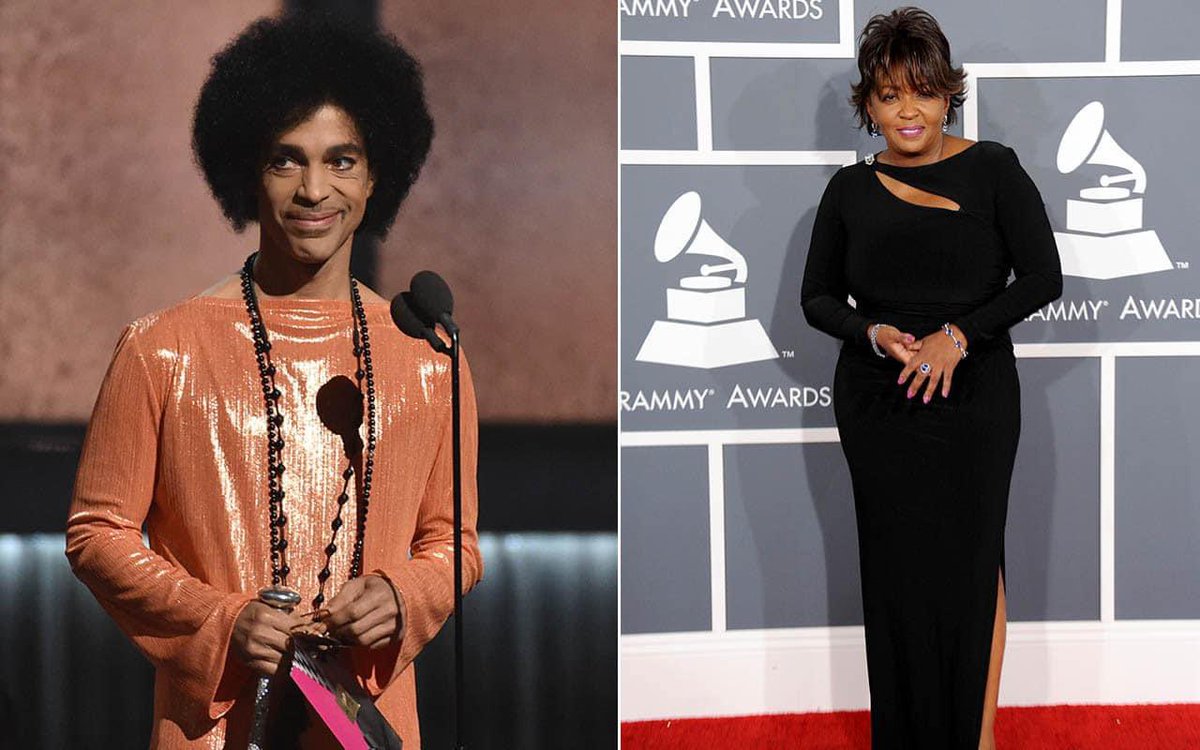 MwiingaX's tweet image. Happy to see @IAMANITABAKER was inspired by @prince to gain control of her own masters like him 💜✅💜