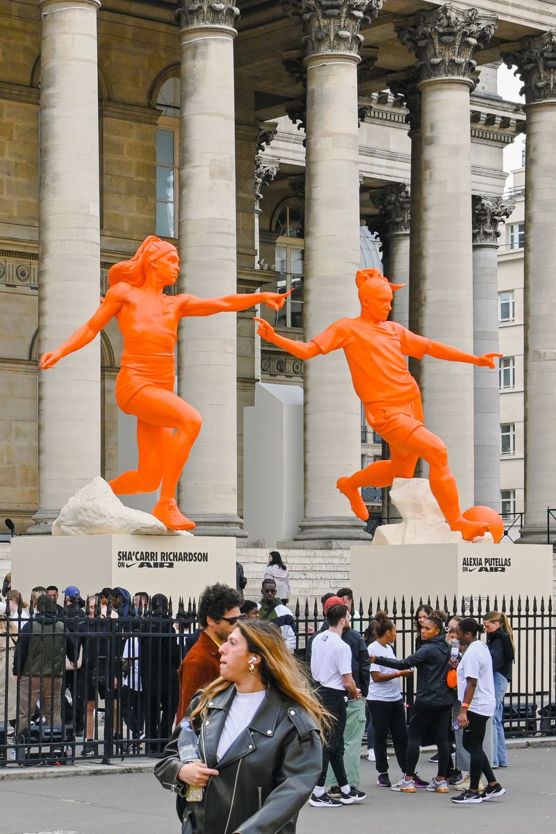 Sport has the power to change the world 🧡. Incredible Nike experience start at the Palais Brongniart in #Paris yesterday, as we countdown for the Olympics.

#activecities #culture #sport