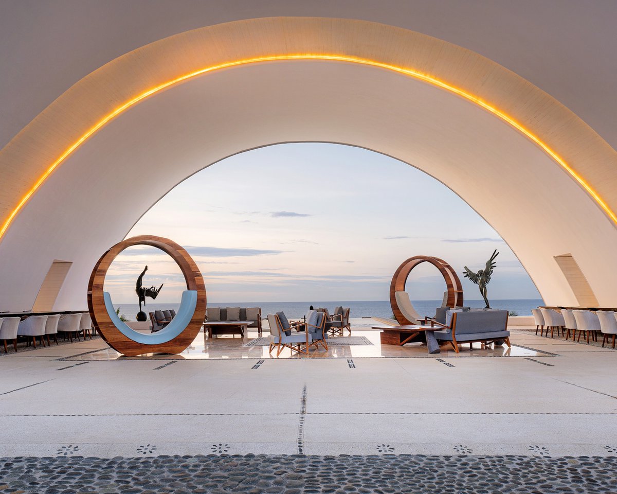 The trip of a lifetime beckons by the Sea of Cortez. Enjoy an effortless journey to paradise with our Airport Transfer Inclusive Offer, including private transfers to and from Los Cabos Airport (SJD).

Book now at marquisloscabos.com/offers. #MarquisLosCabos