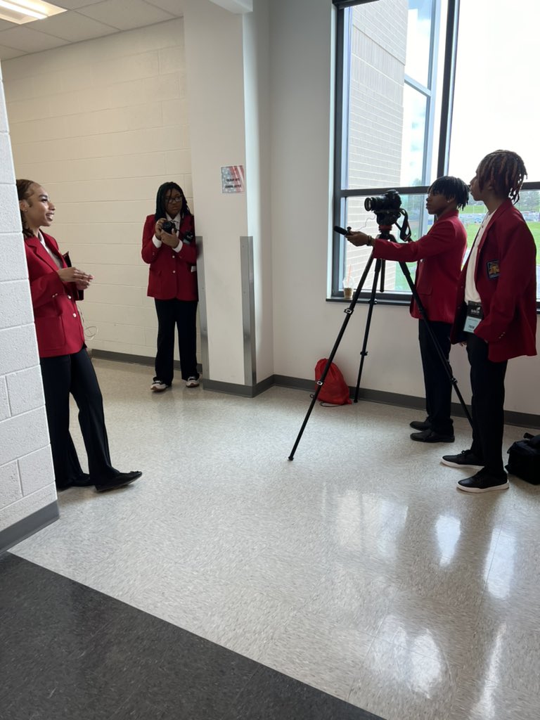 Mrs.Manago-Howard🍎📚 tweet media