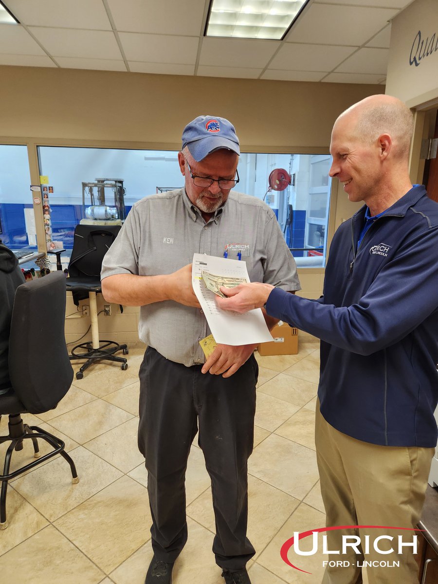 UlrichFord's tweet photo. Winner Winner! 🏆💵 A week ago today, Ken won the Ulrich March Madness Bracket Challenge. Congrats Ken!
🔗 https://t.co/UiLAL1Ltug
📞 (641) 628-2184
#ford #lincoln #pella #iowa #desmoines #ottumwa #albia #oskaloosa #knoxvilleia #newton #grinnell https://t.co/D8ZTBAIj4b
