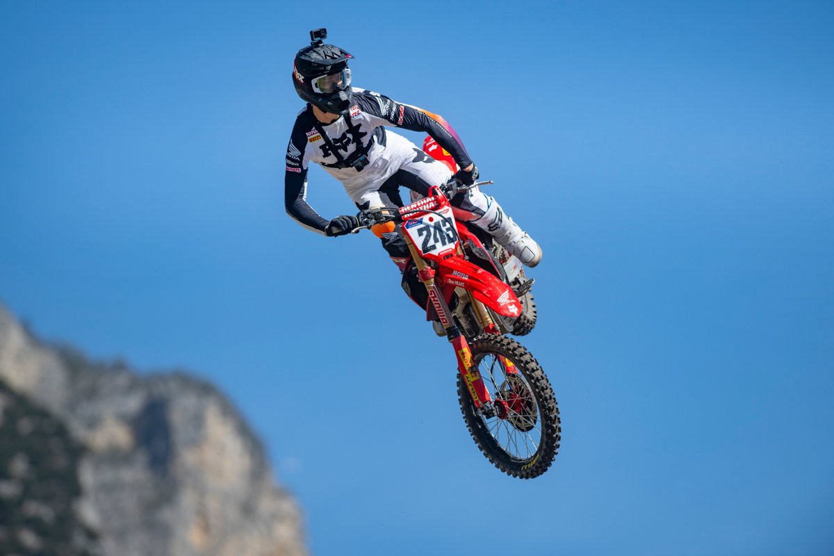 Team HRC's Tim Gajser finished today's MXGP qualifying race at Trentino in second place as he kept the pressure on in the championship standings. Having won four times in the past at the mountainside track in Pietramurata, will he make it five tomorrow? Qualifying race report:…