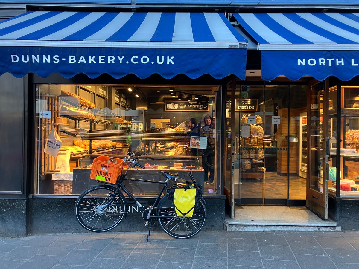 I love cycling in London because it is a great way to get to know a great city. And find great bakeries. Did I ever mention bakeries? Get cycling and find bakeries. #LondonLovesCycling #AndCake