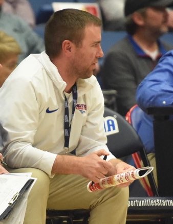 Breaking: Hutchinson Head Coach Tommy DeSalme is moving on to take a HS head coaching job. Eric Nitsche is a no brainer hire to take over. He wins. He knows the town, the people and the culture. He’s ready. Move the nameplate and get to work! @Hutchmbb @Coachnitsche
