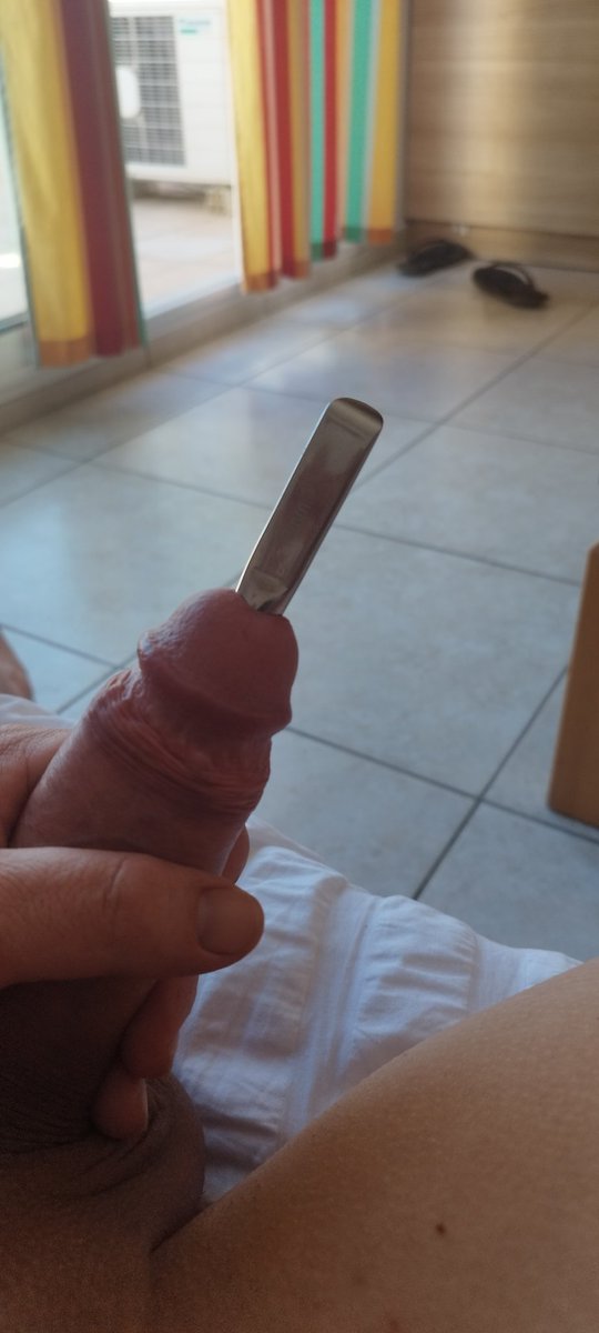 gregosbenoit34's tweet photo. Sonde de 13 mm #cocksounding #sounding #gay #frenchboy #cbt #maqueue #sound #boystore #13mm #gayexib https://t.co/znDP4CX3RM