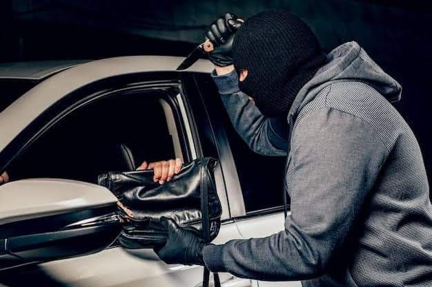 Red Robot Robberies Plague Palmview/R102 Intersection in KZN

Since April 1st, 2024, Reaction Unit South Africa (RUSA) has responded to 13 instances of Common Robbery at the R102/Palmview intersection in Phoenix, Kwazulu Natal. Victims, stationary at red lights, were approached…