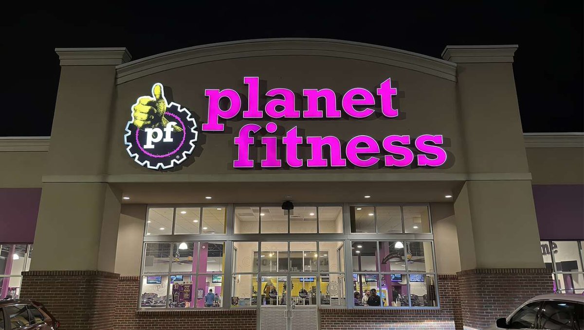 Planet Fitness Offers $20 Premium Membership Where You Get Access To Bathroom Without Any Perverts In It buff.ly/43VKhrw